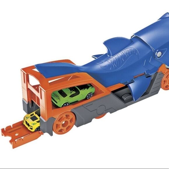 🔥 HOT WHEELS CITY 2 Battling Creatures Transporter Vehicle Set+10 Die Cast Cars - Picture 7 of 16